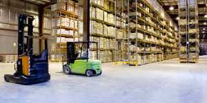 9TipsForMovingBackInWithYourParents Hawaii Island Moving residential moving to hawaii moving movers foreman